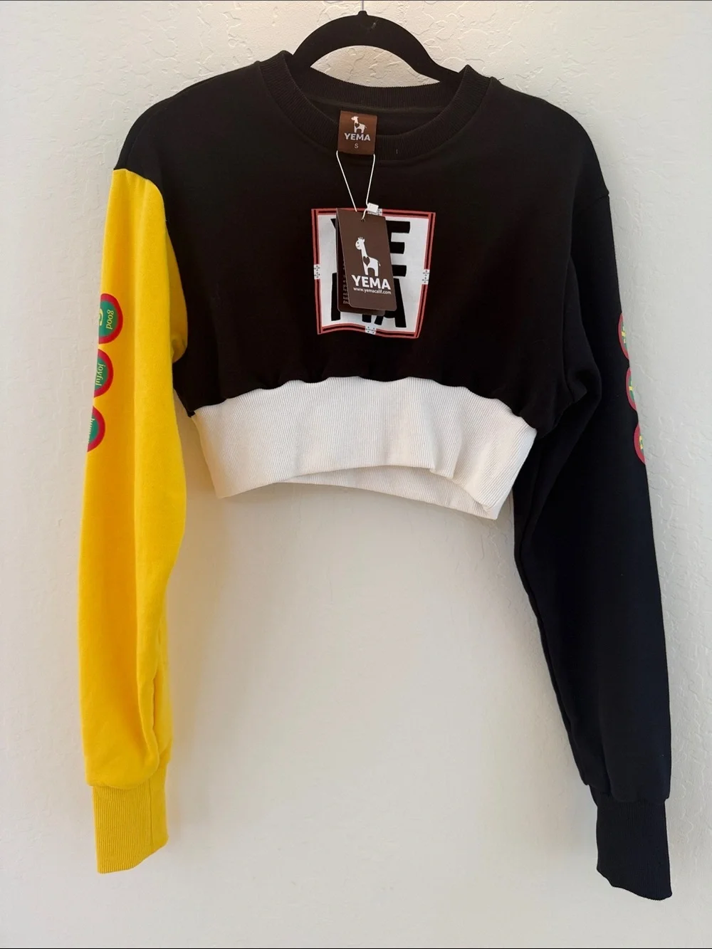 Yema Women’s Black & Yellow Cropped Sweatshirt - NWT - Picture 2 of 7